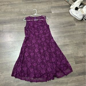 Women’s plus size purple floral dress